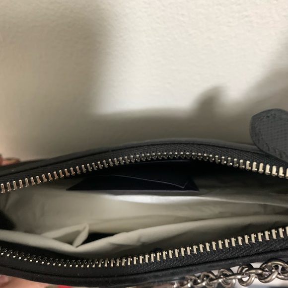 Prada Re-Edition 2005 nylon shoulder bag - Picture 3 of 6